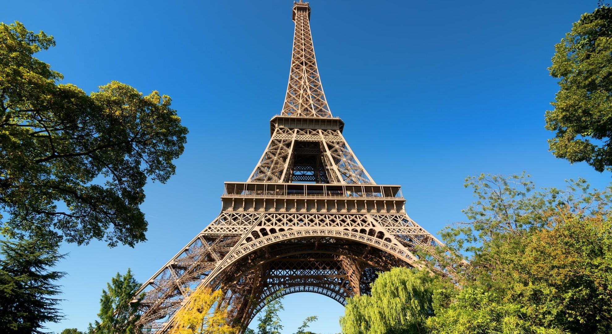 symbol-of-paris.jpg